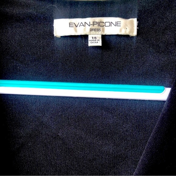 Evan-Picone Black V-Neck Dress gathers in the front size 14 NWT - Picture 6 of 13